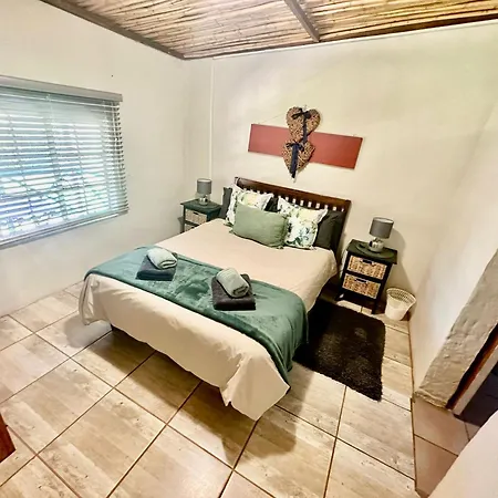 Kranskloof Country Lodge Oudtshoorn Exterior photo