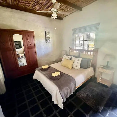 Kranskloof Country Lodge Oudtshoorn Exterior photo