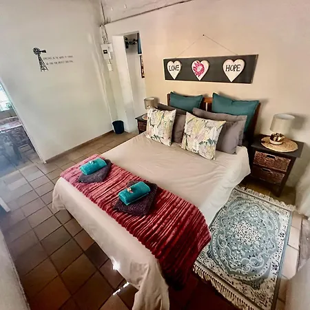 Kranskloof Country Lodge Oudtshoorn Exterior photo
