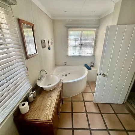 Kranskloof Country Lodge Oudtshoorn Exterior photo