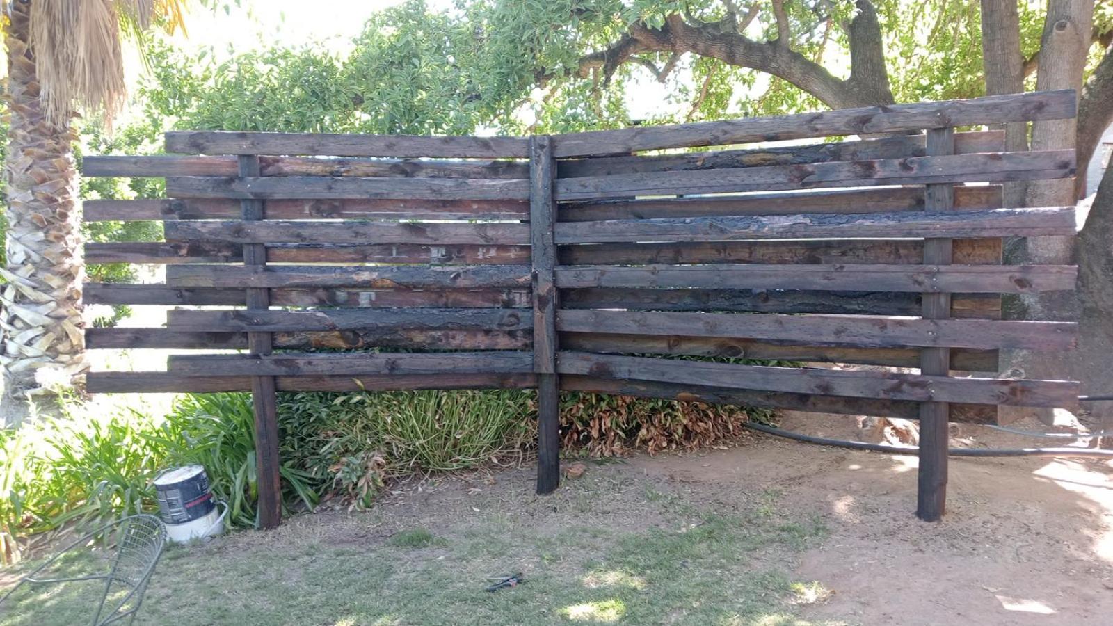 Kranskloof Country Lodge *